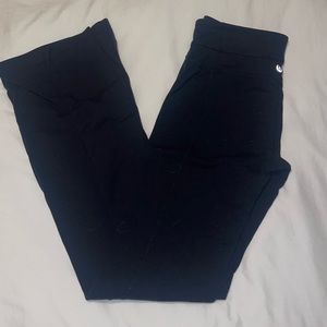 Reversible all black Lululemon groove pants
